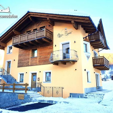 Alpen Flower By Livigno Accomodation Exteriör bild